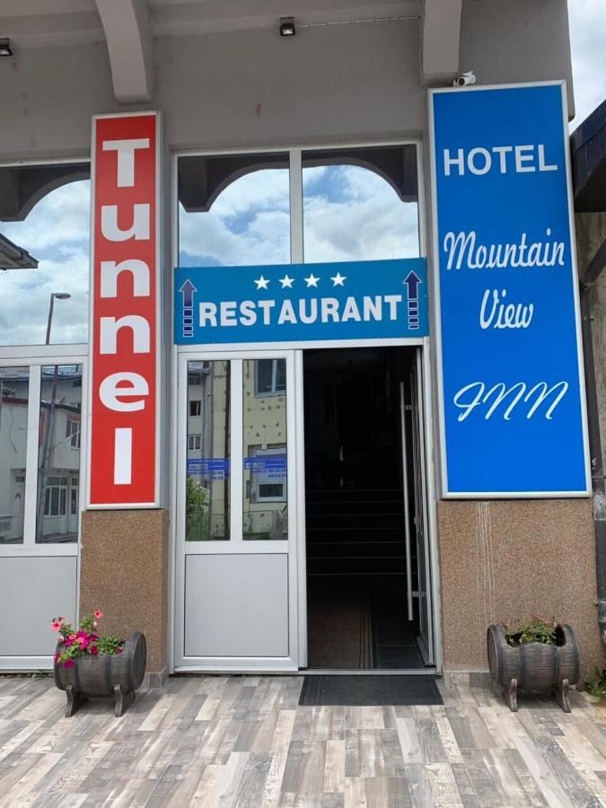 Отель Hotel Mountain View Inn Gusinje-35