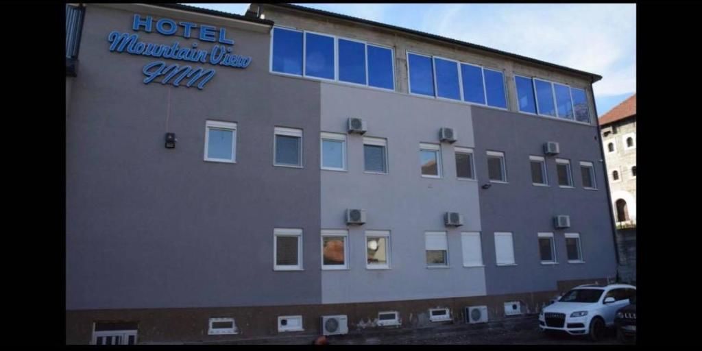 Отель Hotel Mountain View Inn Gusinje