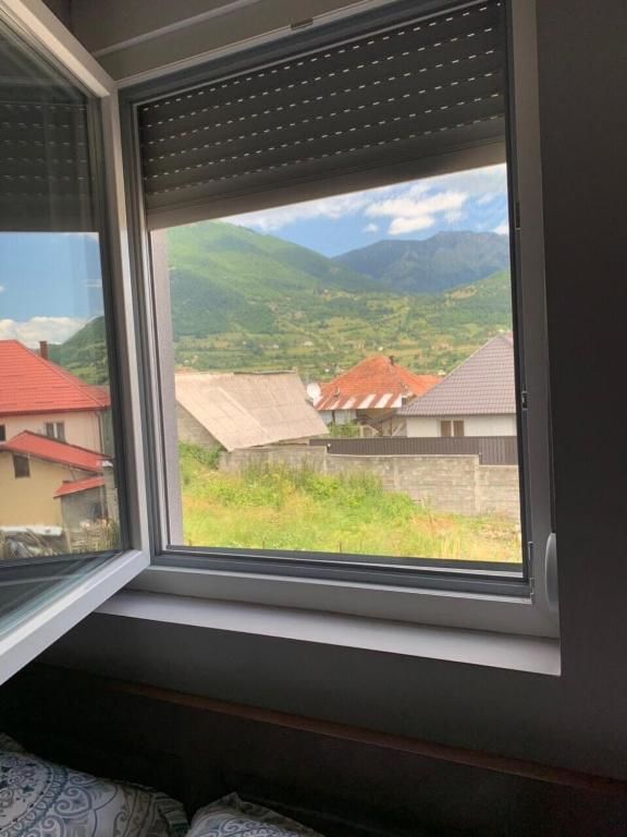 Отель Hotel Mountain View Inn Gusinje