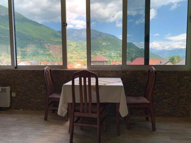 Отель Hotel Mountain View Inn Gusinje-20